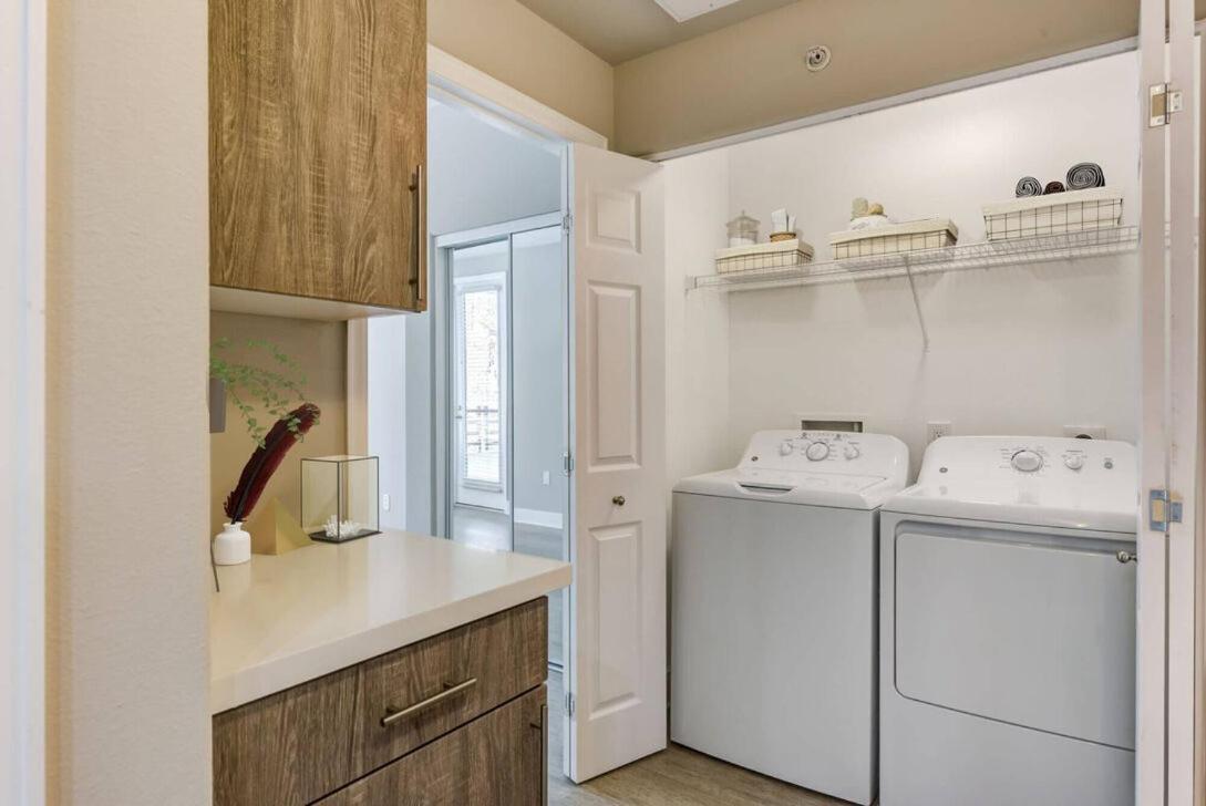 Woodland Hills Luxury Apt 2 Bed Ca Los Ángeles Exterior foto